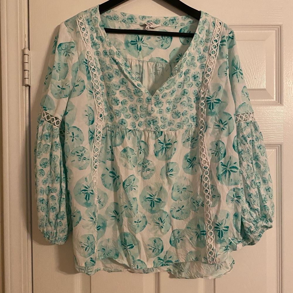 Crown & Ivy. Women’s Tropical  Teal Top. Pullover. XL. Long Sleeve.